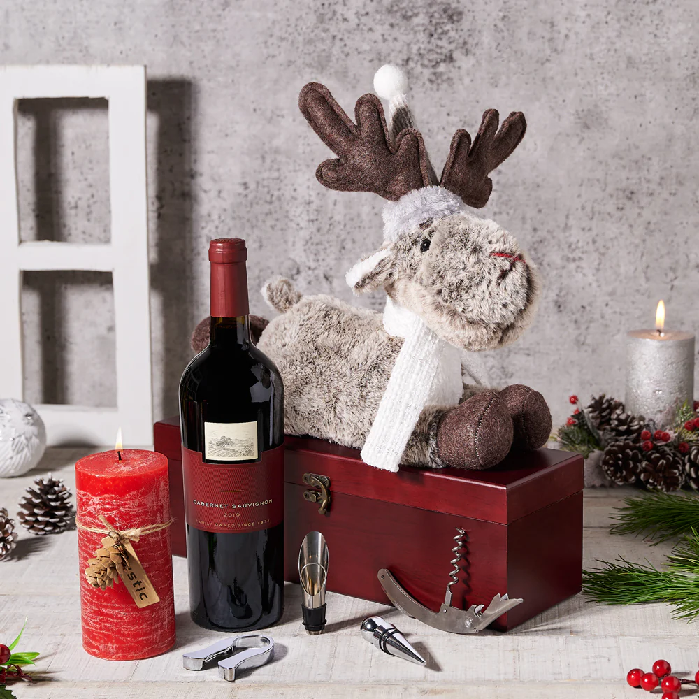 A Joyful Candlelit Christmas Evening Gift